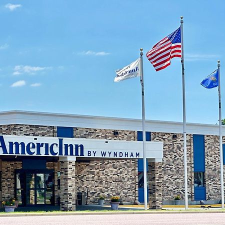Americinn & Suites By Wyndham Baraboo Event Center Εξωτερικό φωτογραφία
