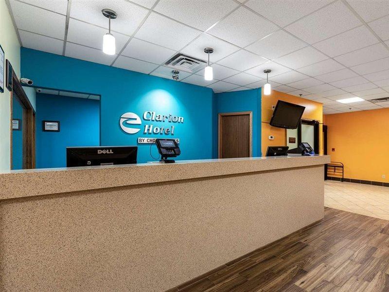 Americinn & Suites By Wyndham Baraboo Event Center Εξωτερικό φωτογραφία