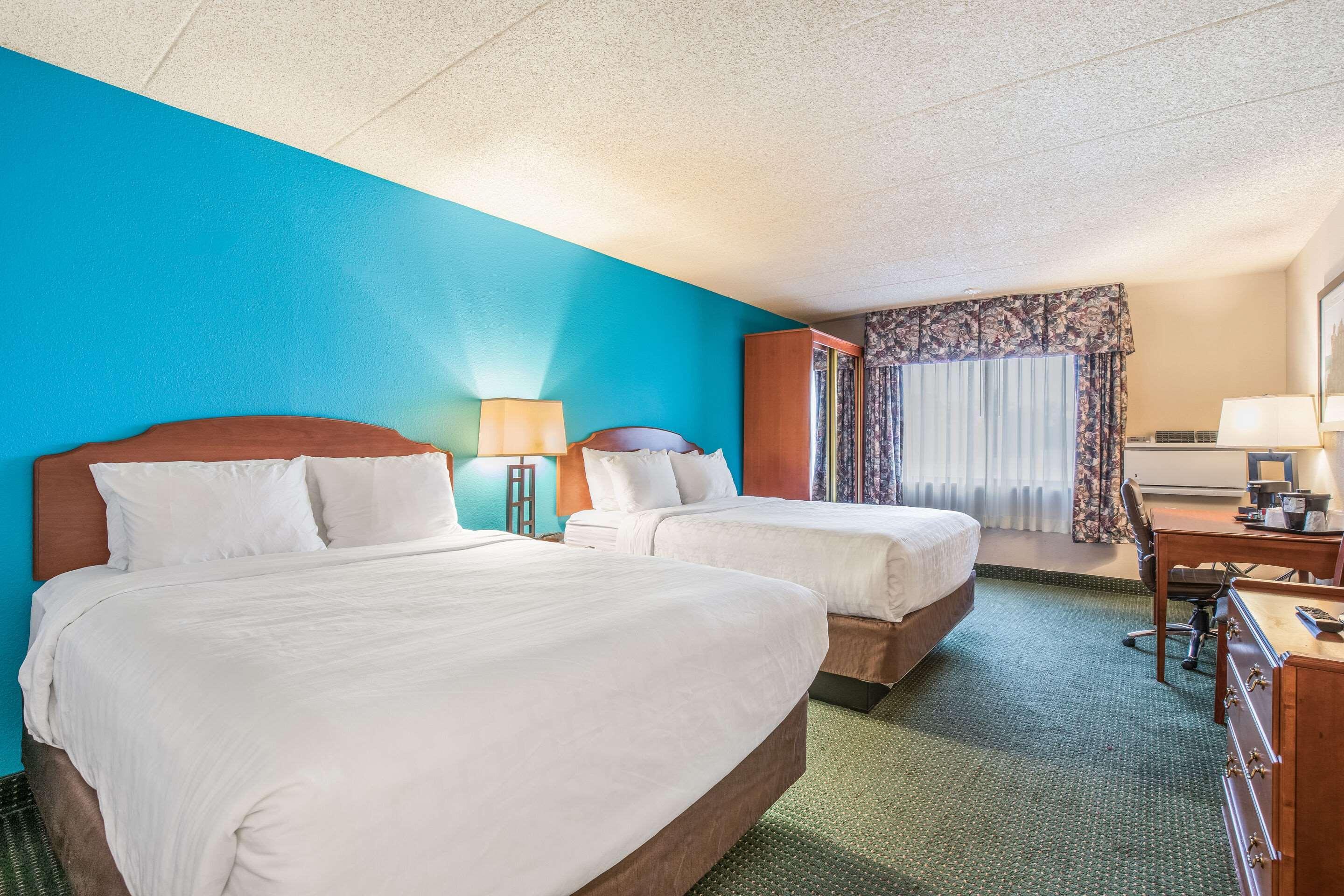 Americinn & Suites By Wyndham Baraboo Event Center Εξωτερικό φωτογραφία