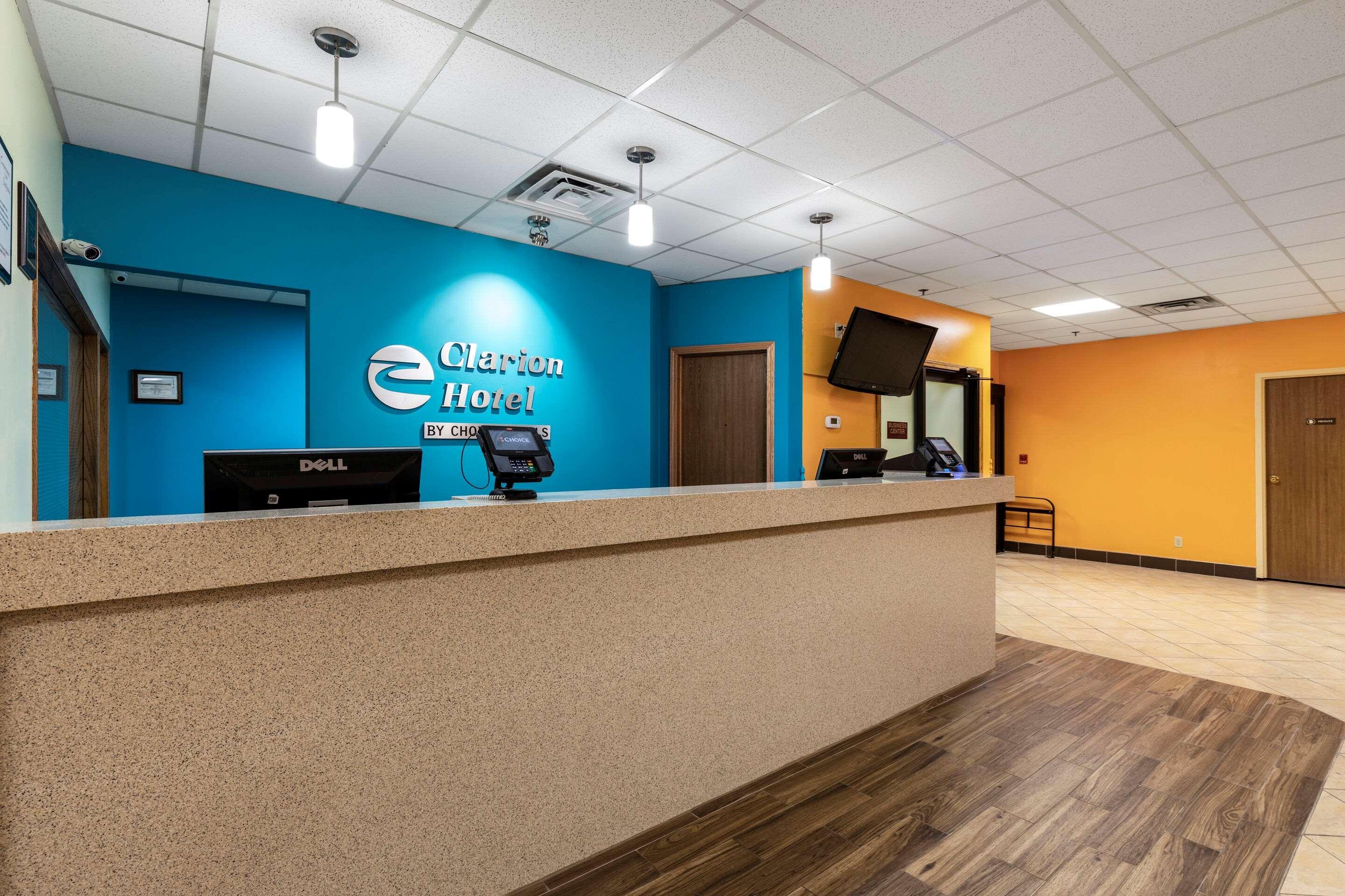 Americinn & Suites By Wyndham Baraboo Event Center Εξωτερικό φωτογραφία