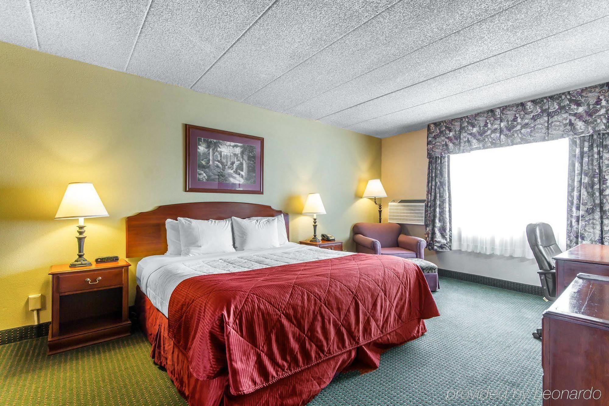 Americinn & Suites By Wyndham Baraboo Event Center Εξωτερικό φωτογραφία